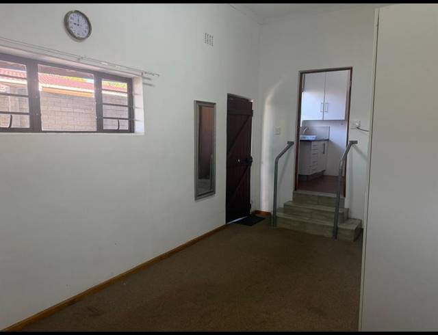 1 BEDROOM PROPERTY TO RENT IN BRACKEN HEIGHTS